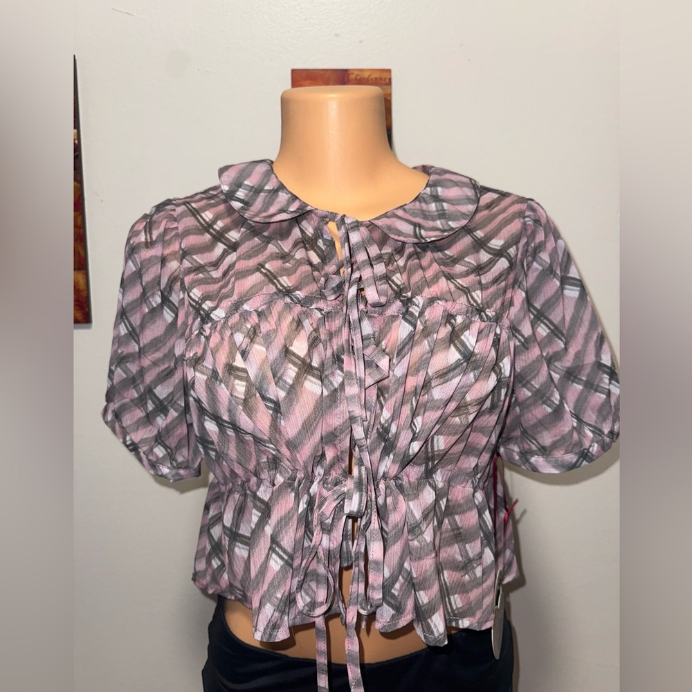 NWT ROMEO ROMEOWomen's Pink Patterned Top SIZE L